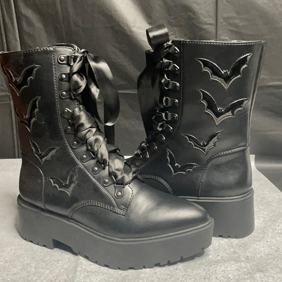 Widow Shoes - Widow NIght Stalker Bat Boots